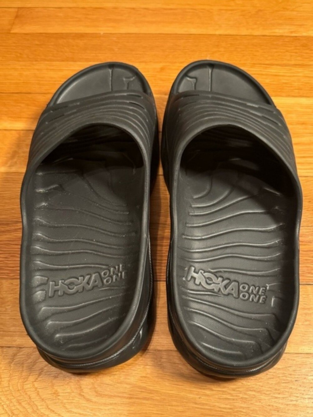 Hoka One One Size 7 Black Women's Slide Sandals